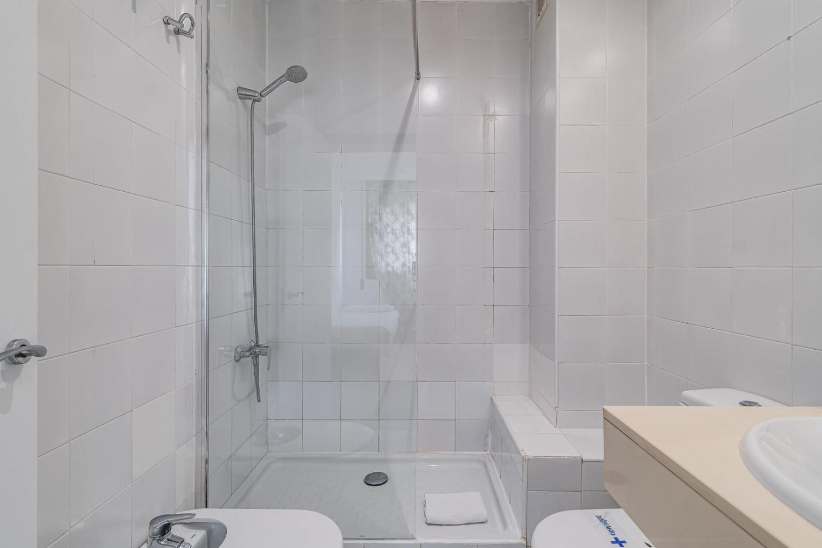 Guestready - Bright Home Near Montjuic Barcelona Ngoại thất bức ảnh